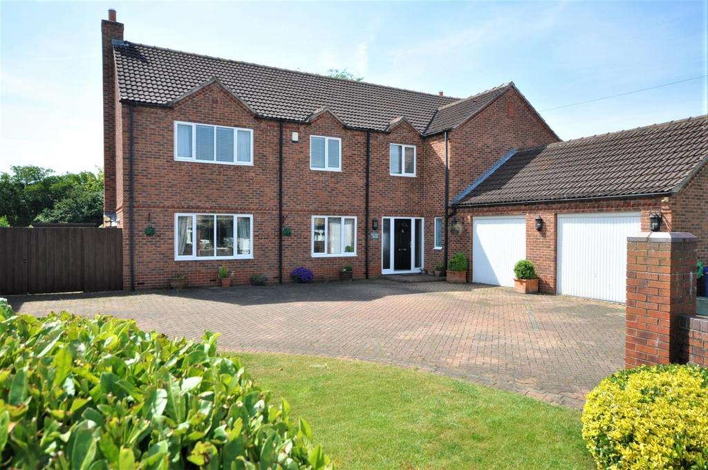 Southwood Drive, Thorne, Doncaster, DN8 5 bed detached house for sale