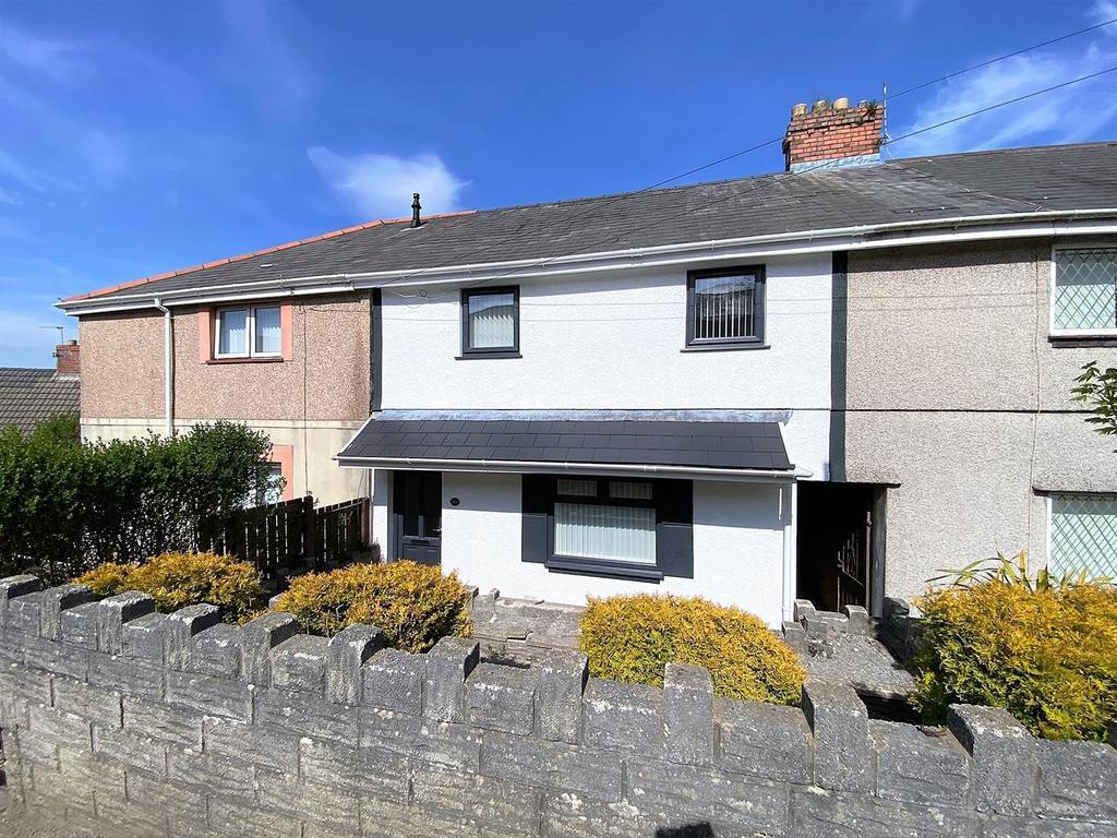Alun Road, Mayhill, Swansea 3 bed terraced house for sale £130,000