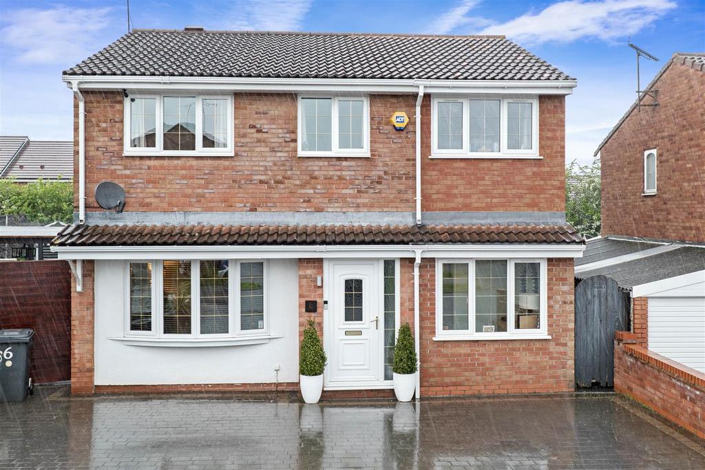 Ruskin Close, Galley Common, Nuneaton 4 bed detached house for sale £