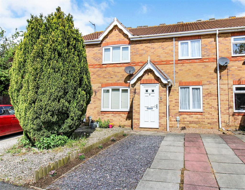 Charlestown Way, Victoria Dock, Hull 2 bed terraced house for sale £