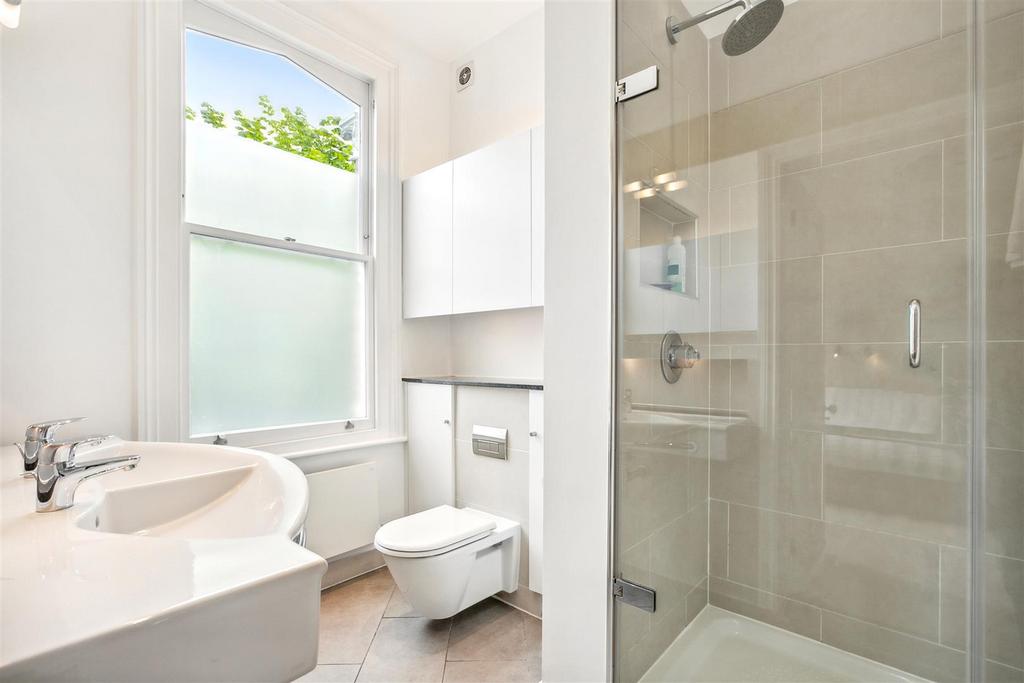 Arlington Gardens, W4 - FOR SALE
