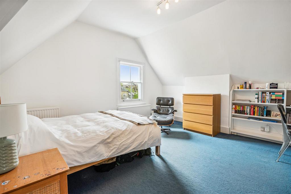 Arlington Gardens, W4 - FOR SALE