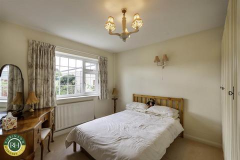 3 Broom Close, Tickhill, Doncaster, DN11 9UQ