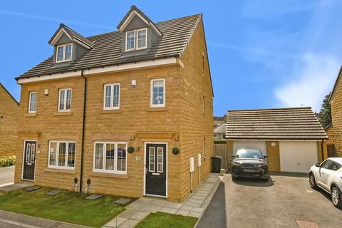 10 Mill Holme Fold, Bradford, BD10 0FA