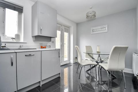 10 Mill Holme Fold, Bradford, BD10 0FA