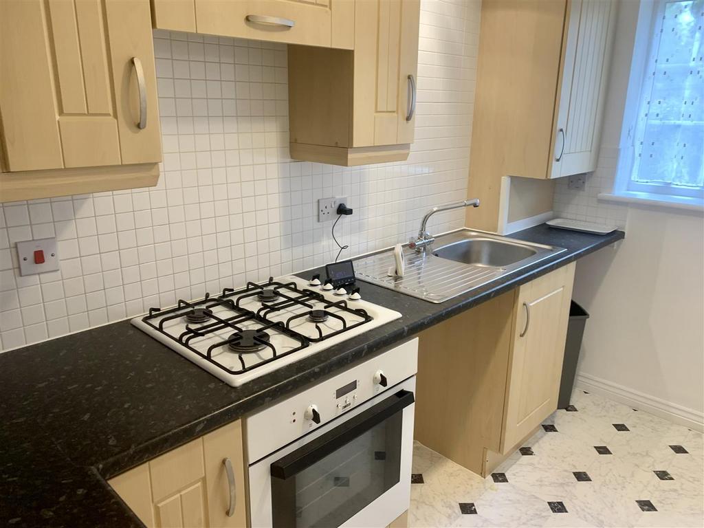Malthouse Road, Hallam Fields, Ilkeston 2 bed terraced house £160,000