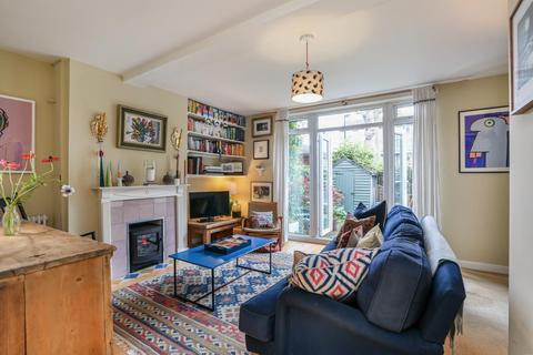 19 Ivy Road, London, SE4 1YS