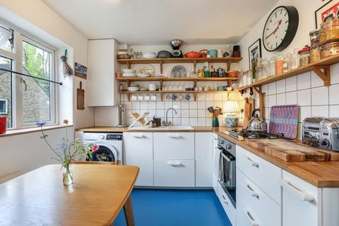 19 Ivy Road, London, SE4 1YS