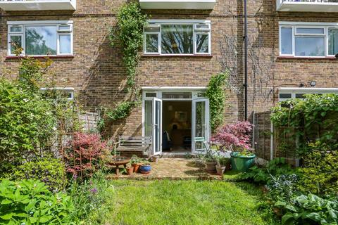19 Ivy Road, London, SE4 1YS