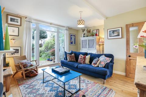 19 Ivy Road, London, SE4 1YS