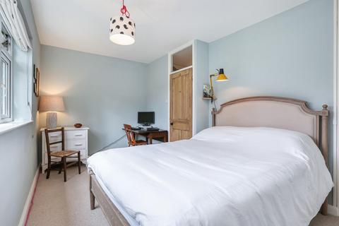 19 Ivy Road, London, SE4 1YS