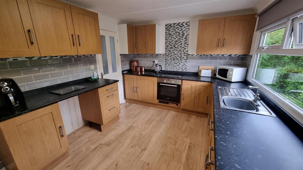 Juggins Lane, Earlswood, Solihull 2 bed park home for sale £175,000