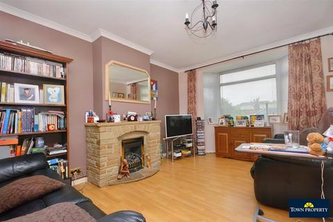 3 bedroom end of terrace house for sale, St. Philips Avenue, Eastbourne