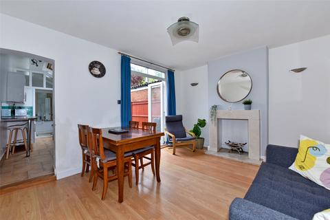 2 bedroom terraced house to rent, Albert Street, Windsor, Berkshire, SL4