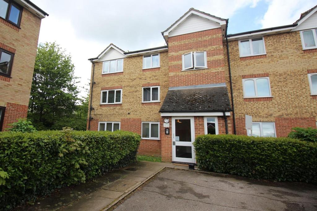 Prestatyn Close, Stevenage, SG1 1 bed flat for sale £175,000