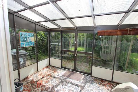 30 Beresford Road, London, E4 6EE