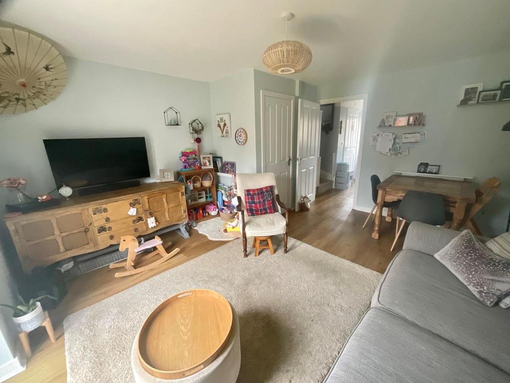 Living Room.jpg