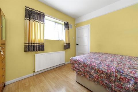 3 bedroom end of terrace house for sale - Freshwater Road, London