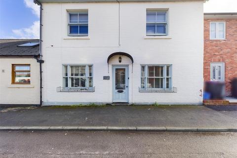 4 bedroom terraced house for sale, Dale Street, Craven Arms