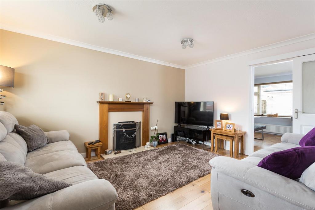 Greenshaw Drive, Haxby, York 4 bed detached house for sale £450,000