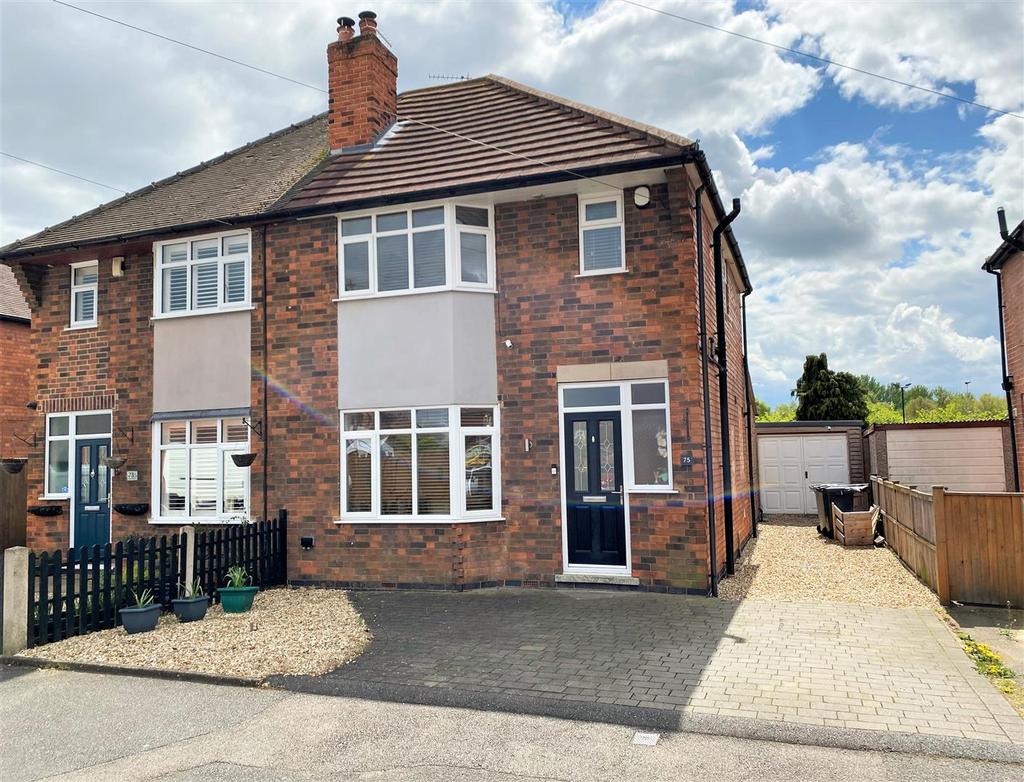 Bancroft Road, Newark 3 bed semidetached house £240,000