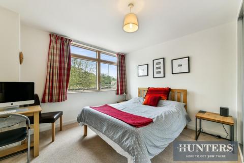 Flat 6, 41 - 42 Kew Bridge Road, Brentford, TW8 0RF