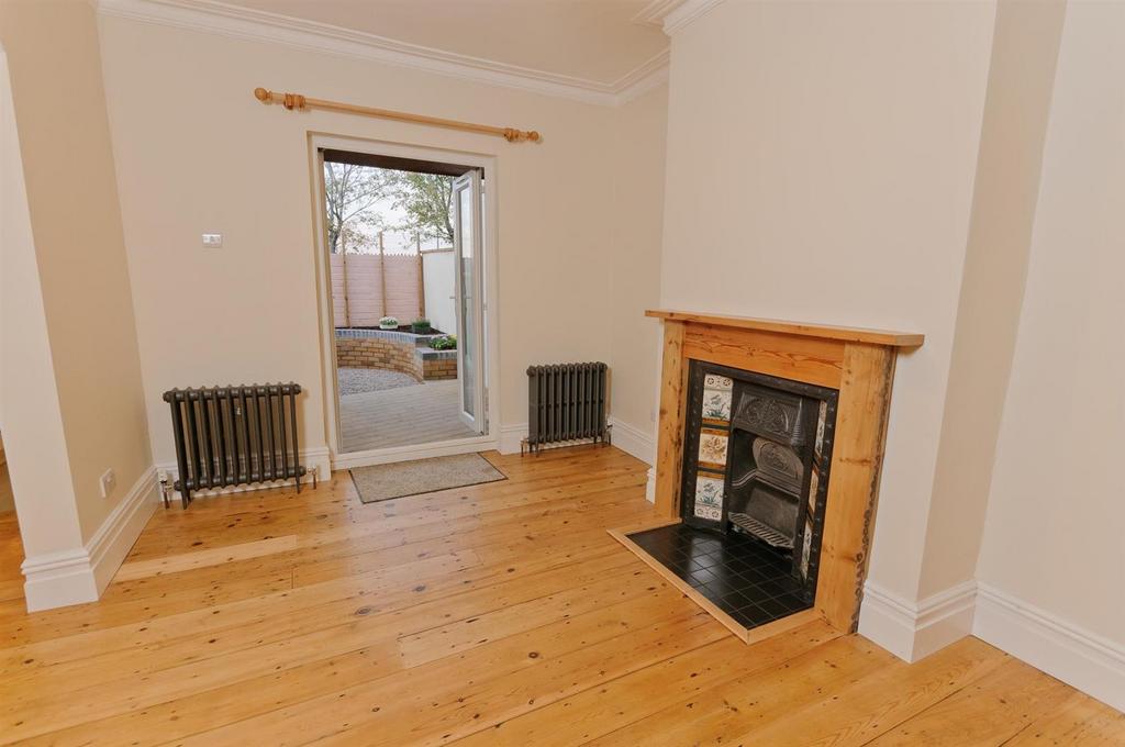 Dining Room.jpg