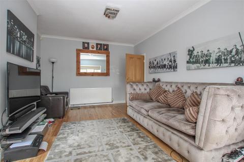 18 Westbourne Drive, Brentwood, CM14 4PH