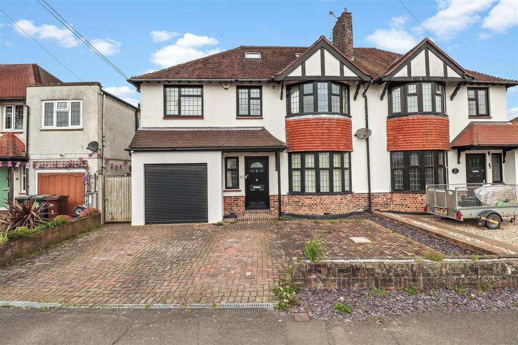 The Avenue, Hailsham 6 bed semidetached house for sale £600,000