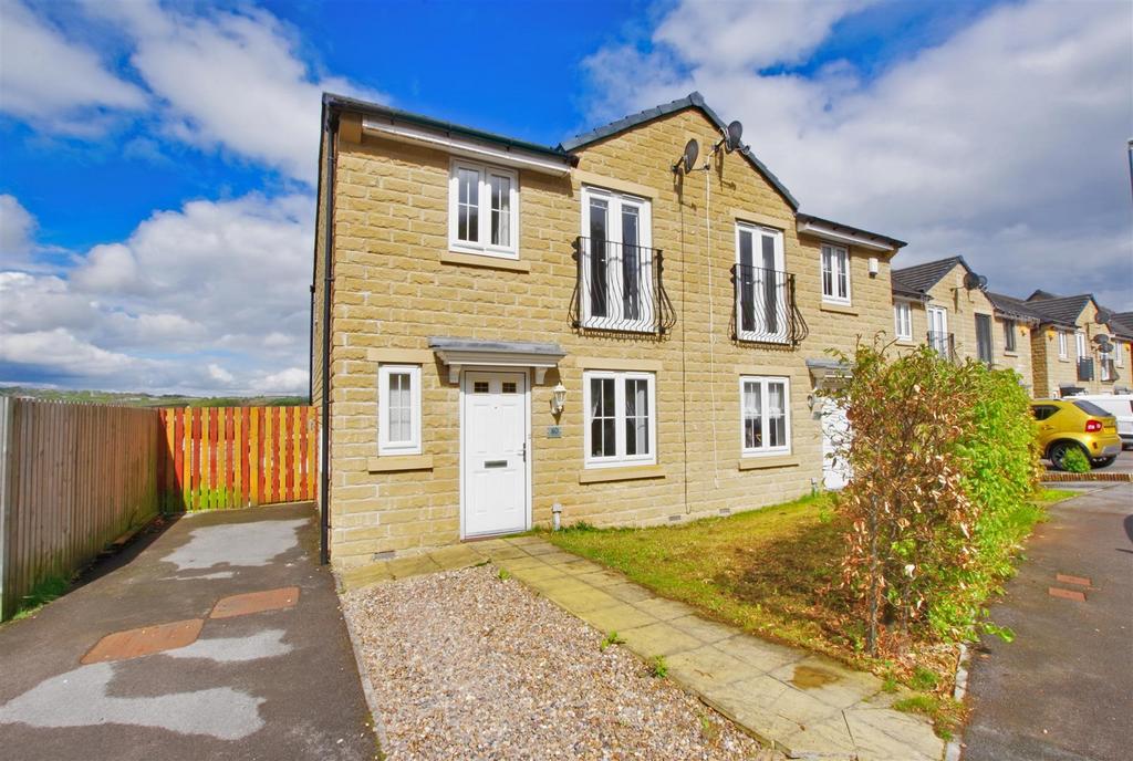 Fountain Head Road, Halifax 3 bed semidetached house £230,000