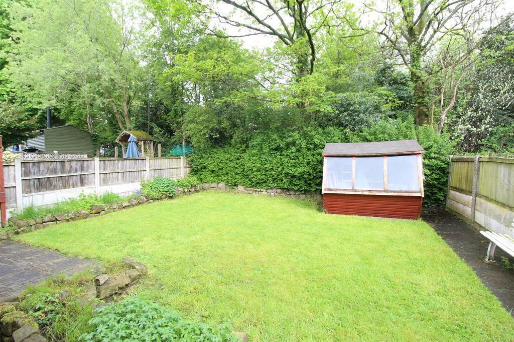 The Boulevard, Hollingworth, Hyde 3 bed detached house for sale £285,000