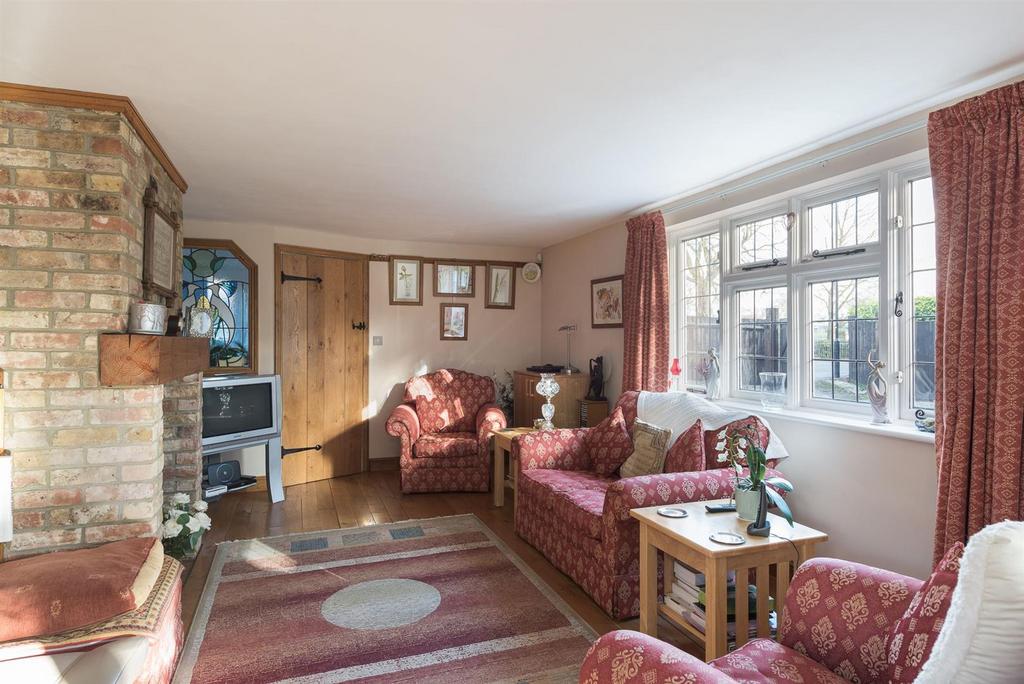 Billington Road, Leighton Buzzard 2 bed detached house £500,000