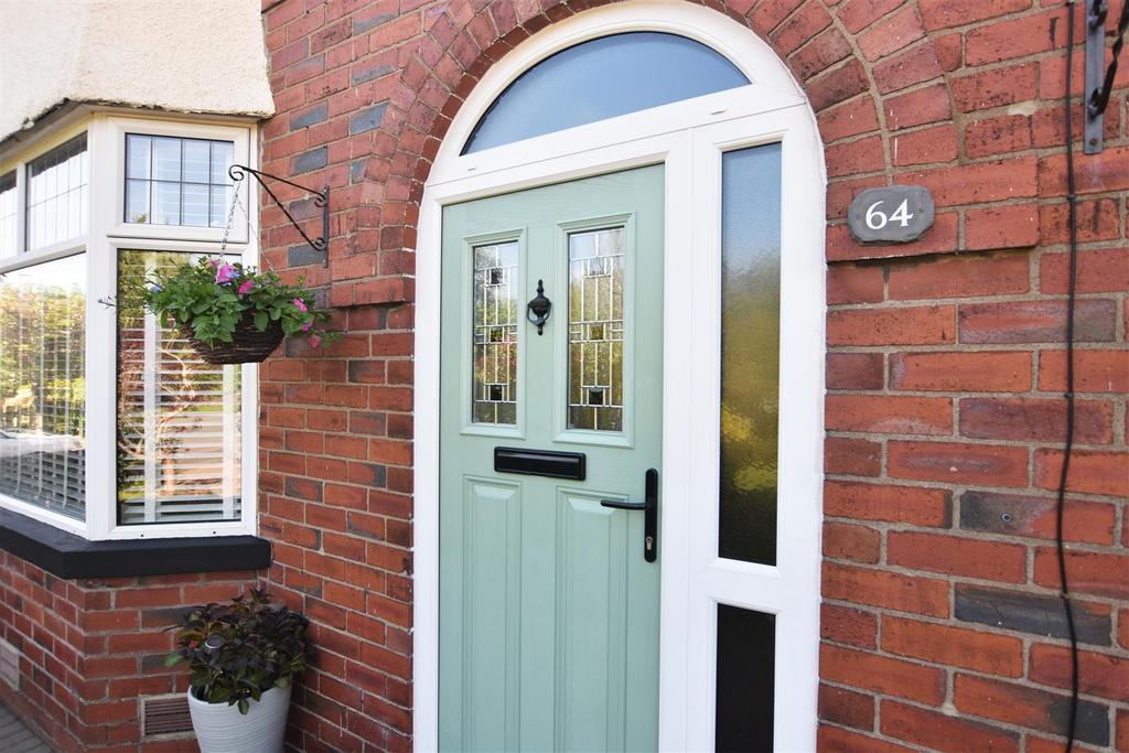 Flass Lane, BarrowInFurness 4 bed semidetached house for sale £275,000