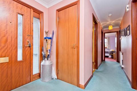 47 Auld Mart Road, Milnathort, Kinross, KY13 9FR