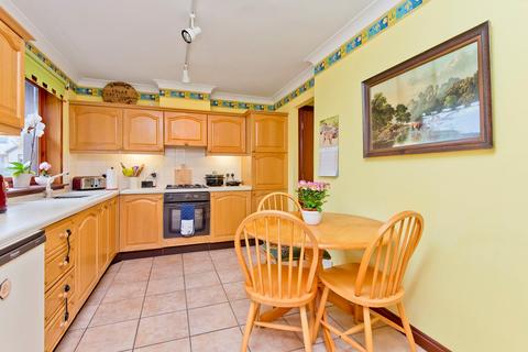 47 Auld Mart Road, Milnathort, Kinross, KY13 9FR