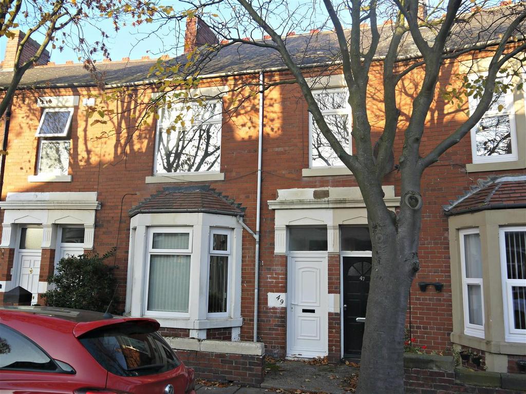 Park Crescent East, North Shields 2 bed flat £675 pcm (£156 pw)
