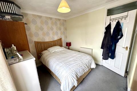 26 Barrians Way, Barry, CF62 8JG