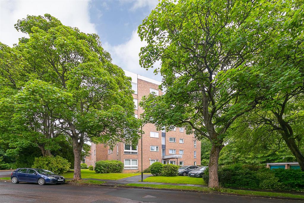 Dene Court, Jesmond Park East... 2 bed flat £995 pcm (£230 pw)