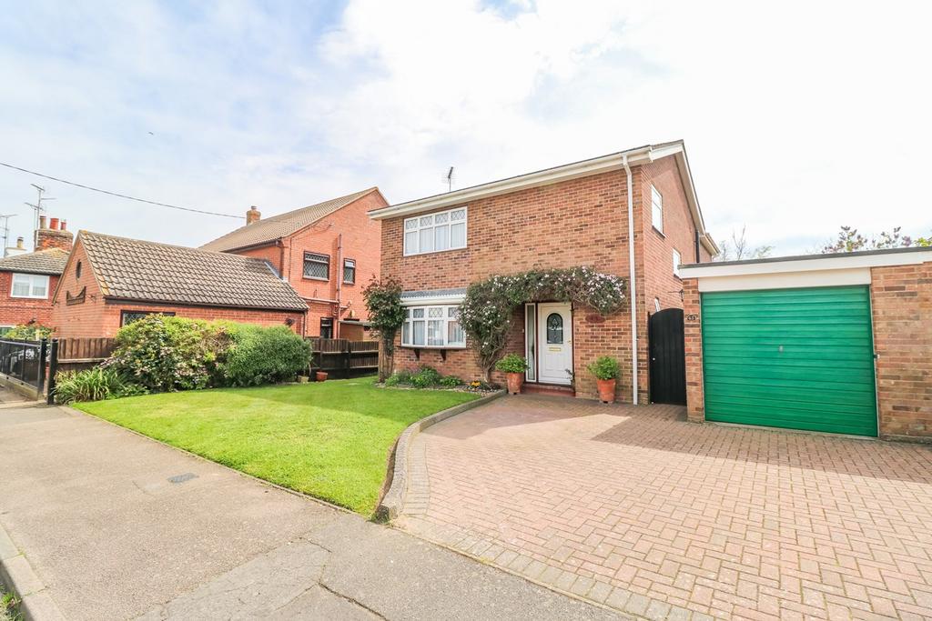 Dean Street, Brightlingsea, Colchester, CO7 4 bed detached house for