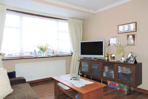 16 Elmore Road, Enfield, EN3 5QA