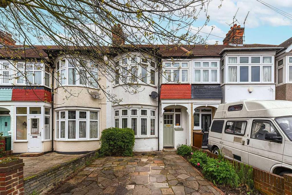 Cranston Gardens, Chingford 3 bed terraced house for sale £600,000