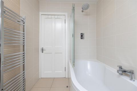 24 Banklands, Newburgh, Cupar, KY14 6DN