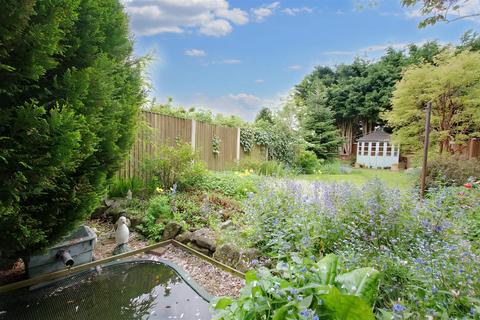 18 Arlington Drive, Alvaston, Derby, DE24 0AU