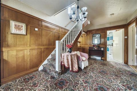 146 Hurst Grove, Bedford, MK40 4DS