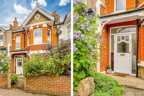 122 Revelstoke Road, London, SW18 5PB