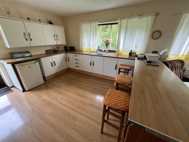 Large Kitchen/Breakfast Room