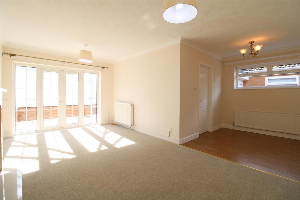 Church View Gardens, Kinver, Stourbridge 2 bed detached bungalow for