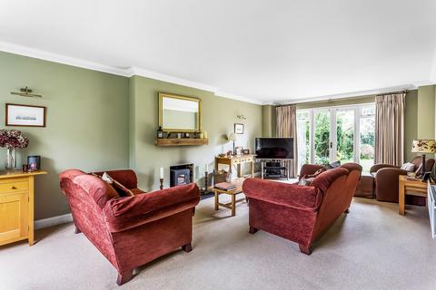11 Goodwin Close, Edenbridge, TN8 5PZ