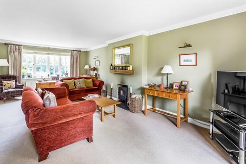 11 Goodwin Close, Edenbridge, TN8 5PZ