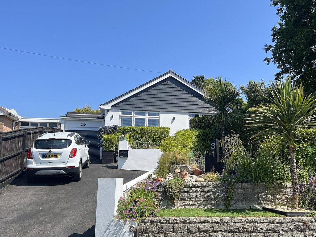 South Park Road, Poole, BH12 2 bed detached bungalow for sale £450,000